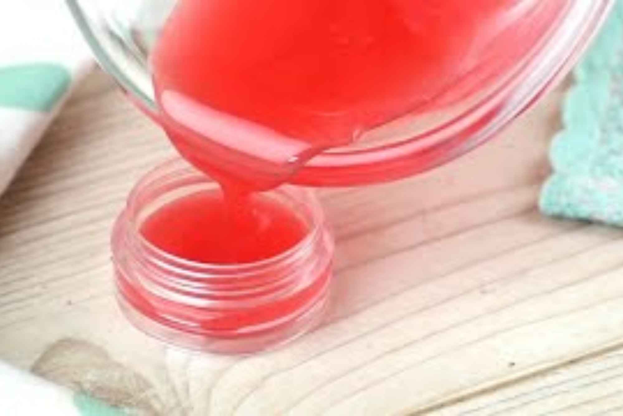 How to Make Lipstick at Home with Natural Ingredients
