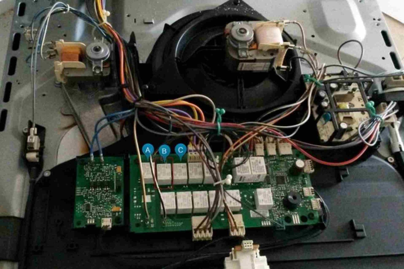 How to Repair Oven Wiring Problems