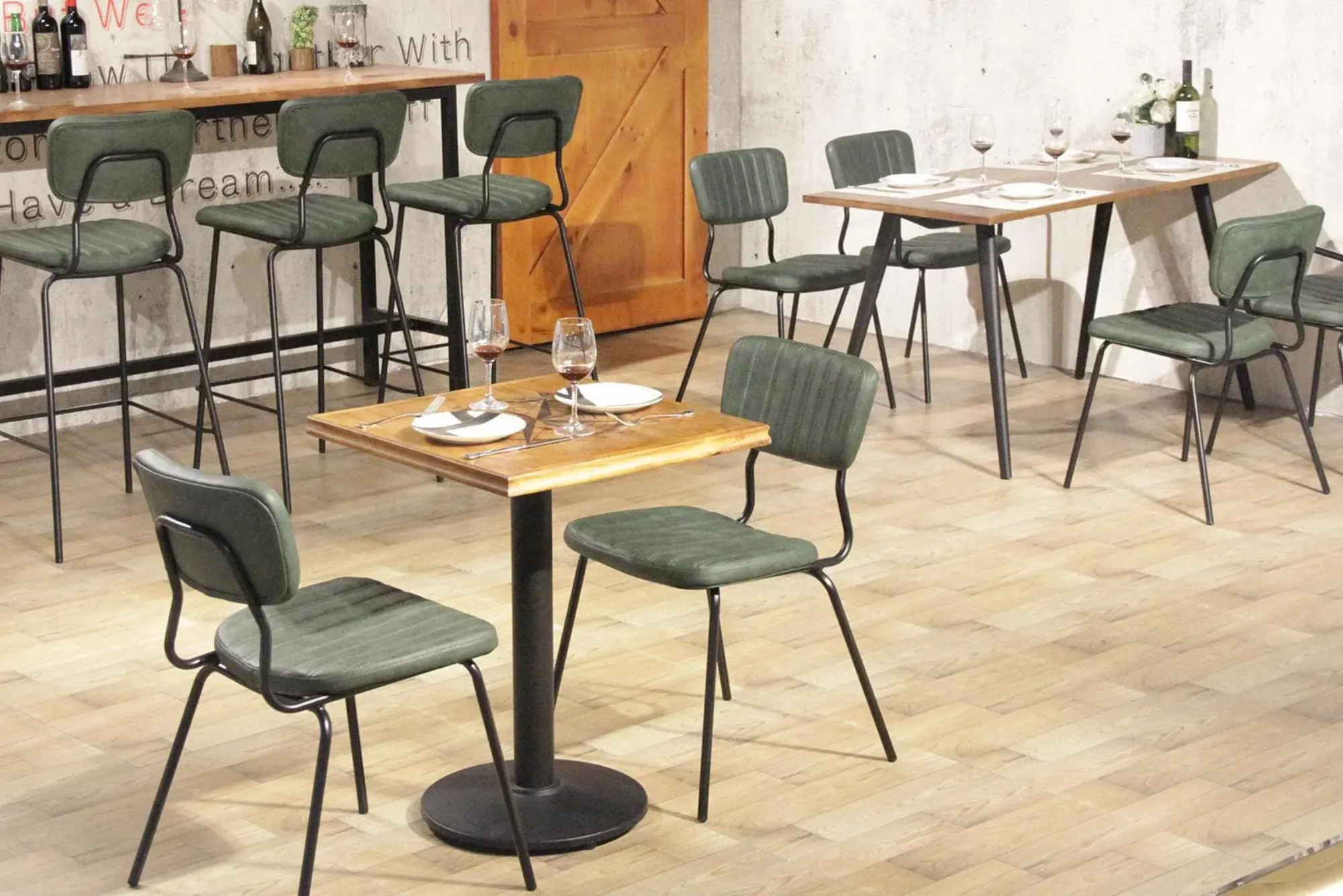Which Designs Are Trending in Restaurant Chairs Wholesale?