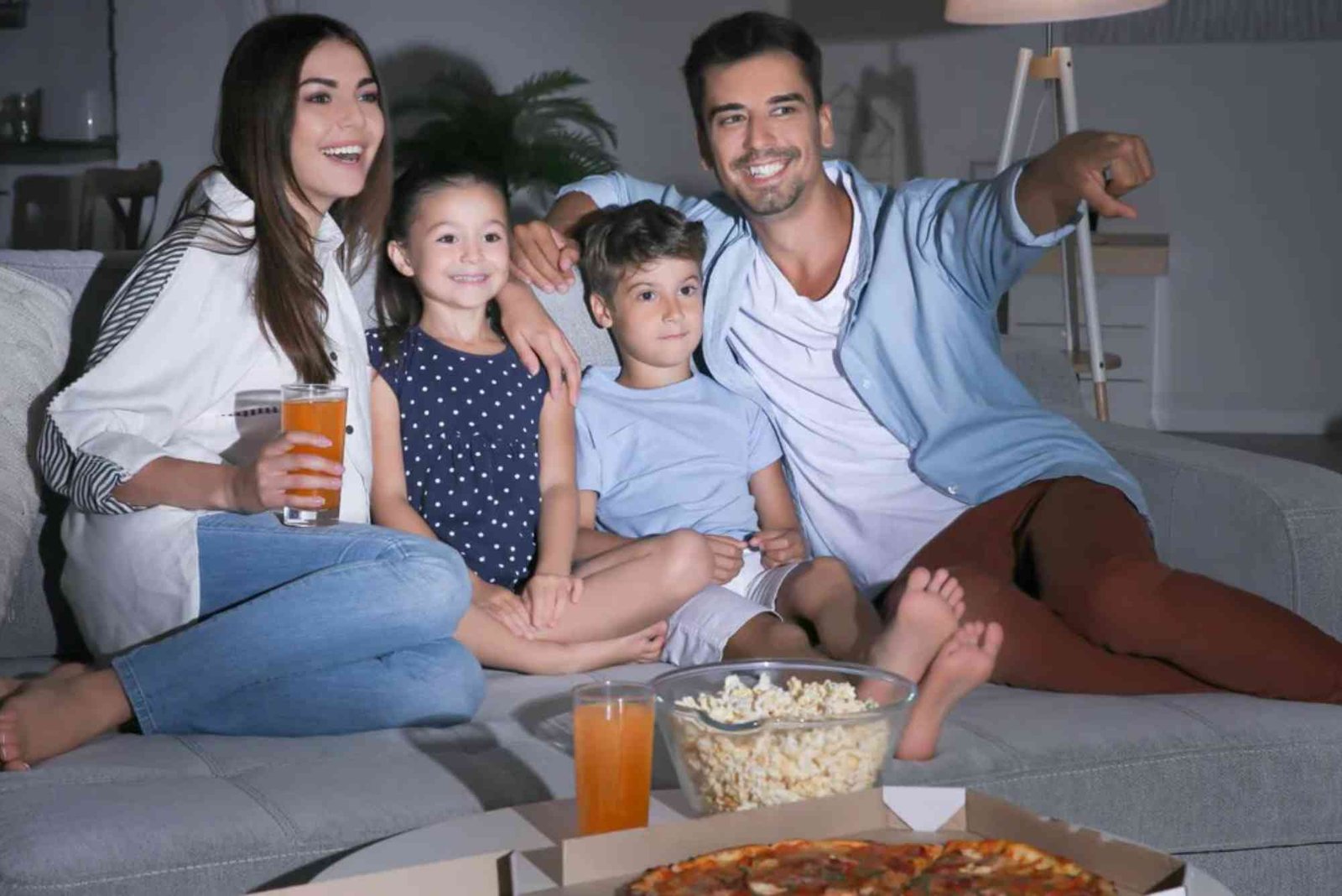 Best Entertainment Options For Family Movie Night